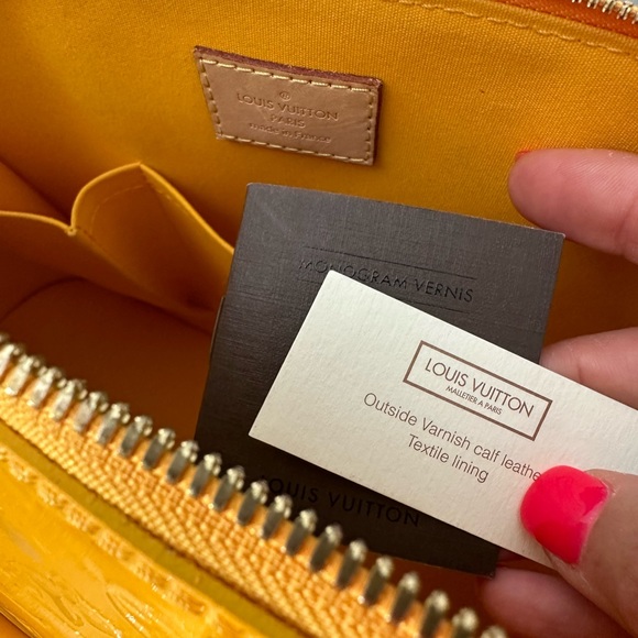 Louis Vuitton Vernis Alma PM bag - Picture 8 of 8